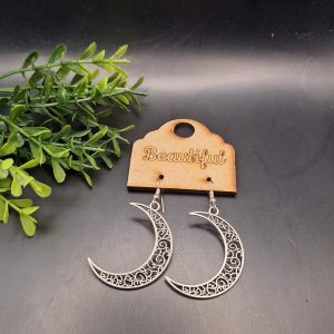 Vintage Style Moon Earring Pattern Detail